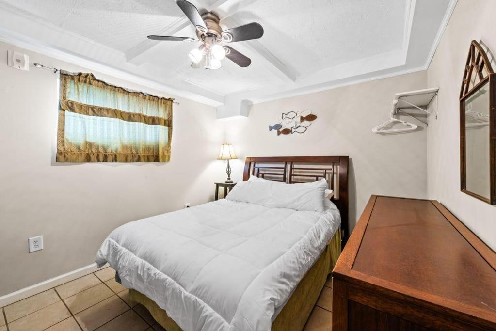 Апартаменты Perfect Location 1Br Pool Parking Outside Area 8 Миртл-Бич Экстерьер фото